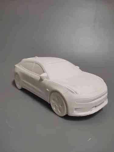 从“小艺术家”到“小车迷” 石膏彩绘汽车模型的销售新思路