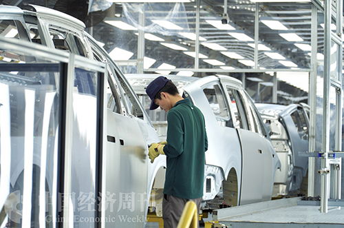 理想汽车“超级大脑” 驱动智能工厂革命，引领小车销售新未来